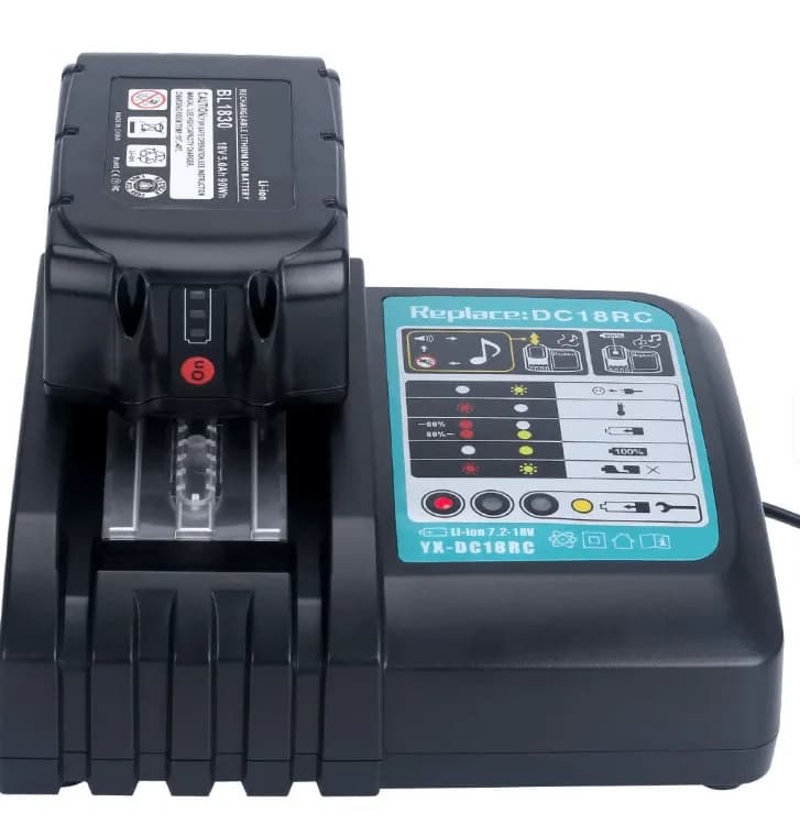 Încărcător acumulatori tip Makita DC18RC, 18V 3